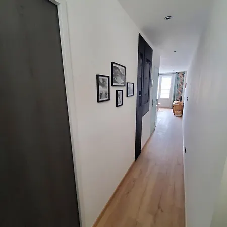 Apartment Bord De *